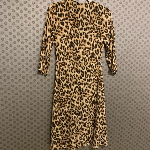 Slate & Willow Leopard Print Dress - Picture 4 of 4